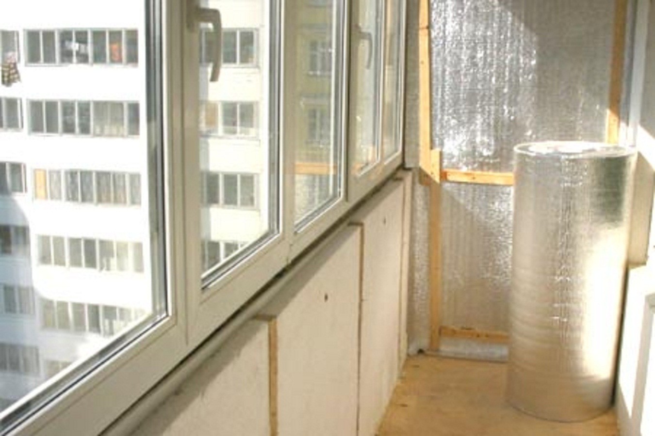 Процесс остекления балкона и лоджии