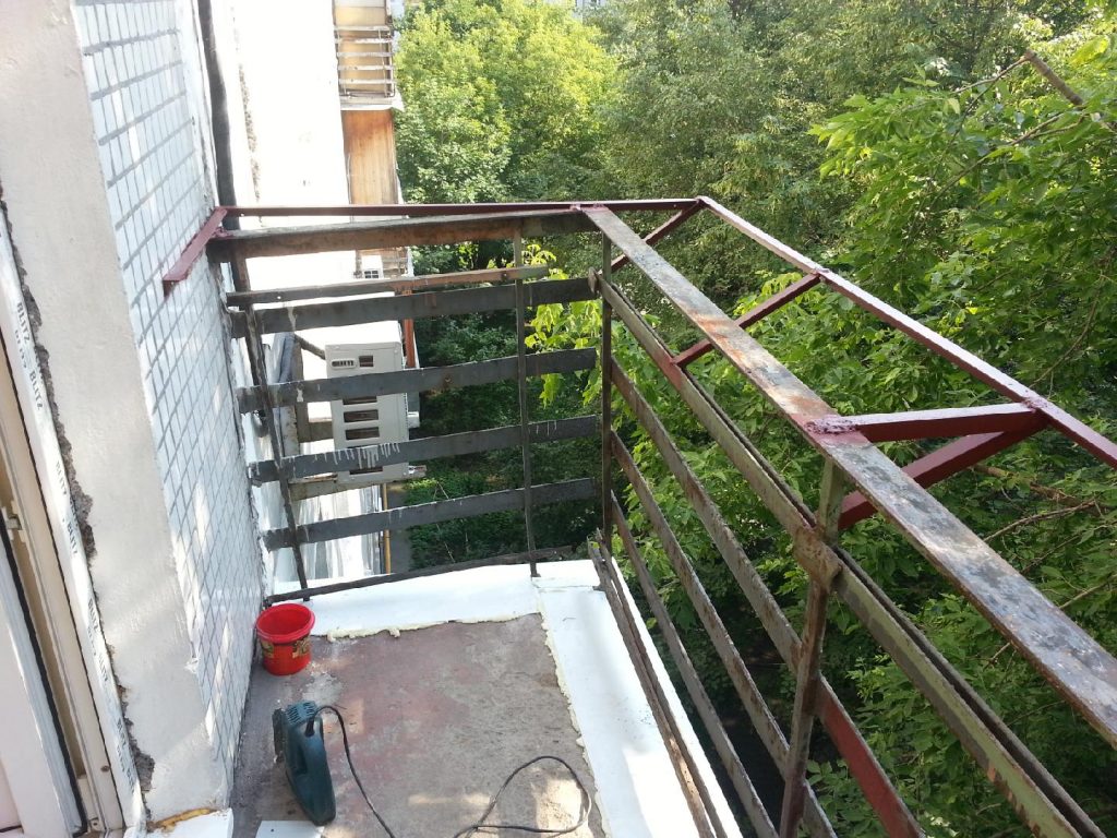 заменить стекло на балконе